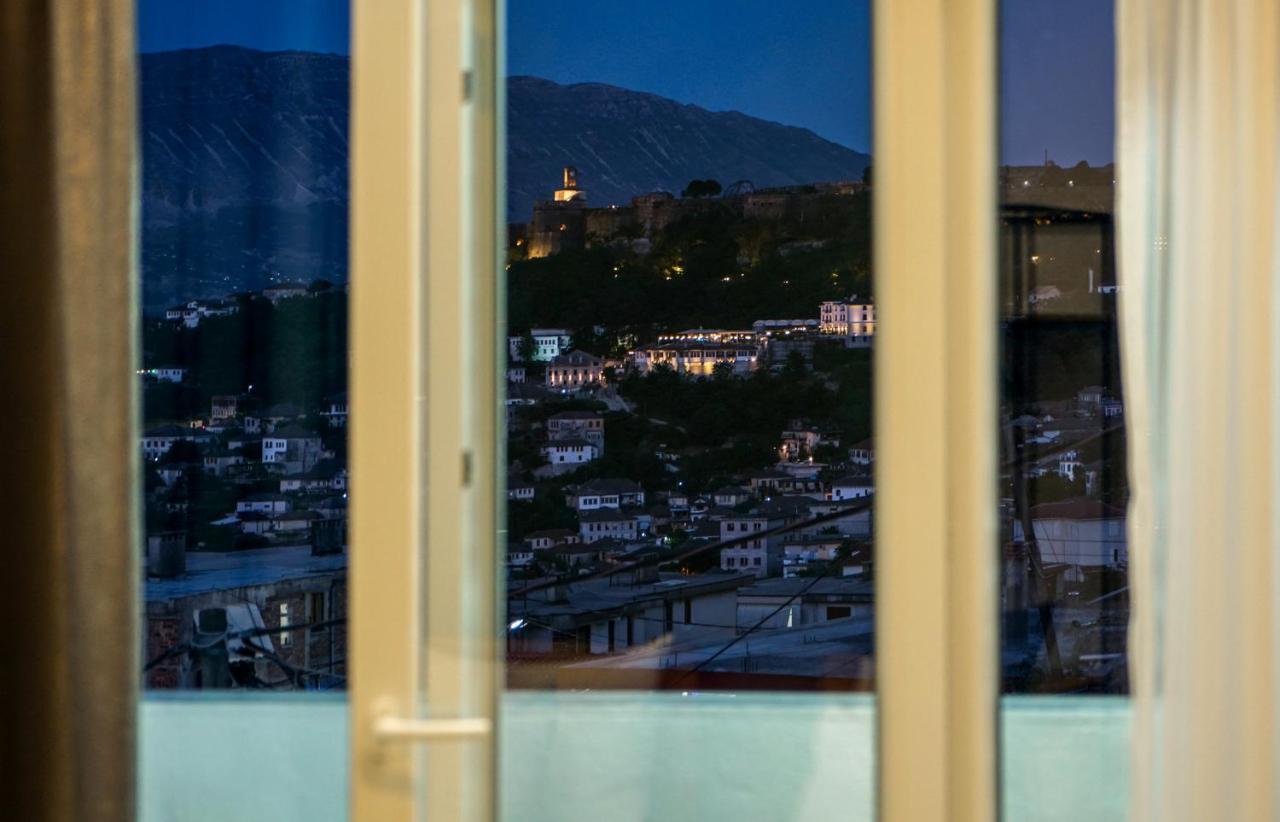 Patio Rooms Gjirokastër Exteriör bild